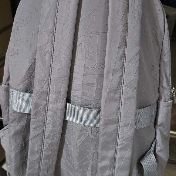 Stylish Gray Backpack - Picture 2 of 6